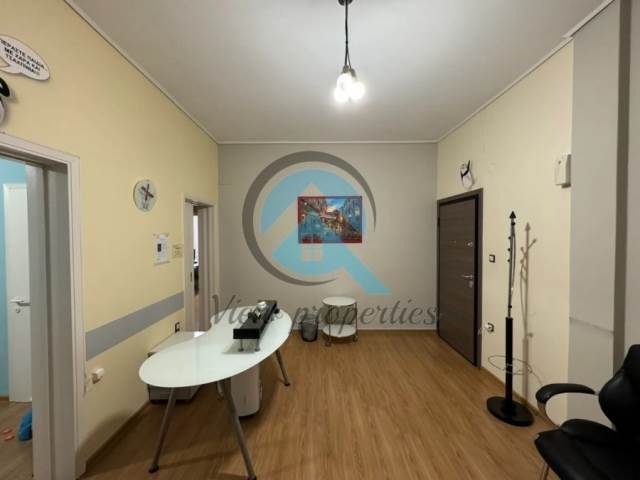 (For Sale) Commercial Office || Athens Center/Ilioupoli - 65 Sq.m, 160.000€ 