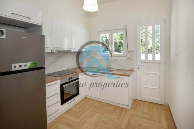(For Sale) Residential Apartment || Athens Center/Athens - 93 Sq.m, 3 Bedrooms, 160.000€ 