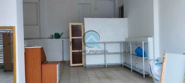 (For Rent) Commercial Retail Shop || Athens South/Agios Dimitrios - 72 Sq.m, 670€ 